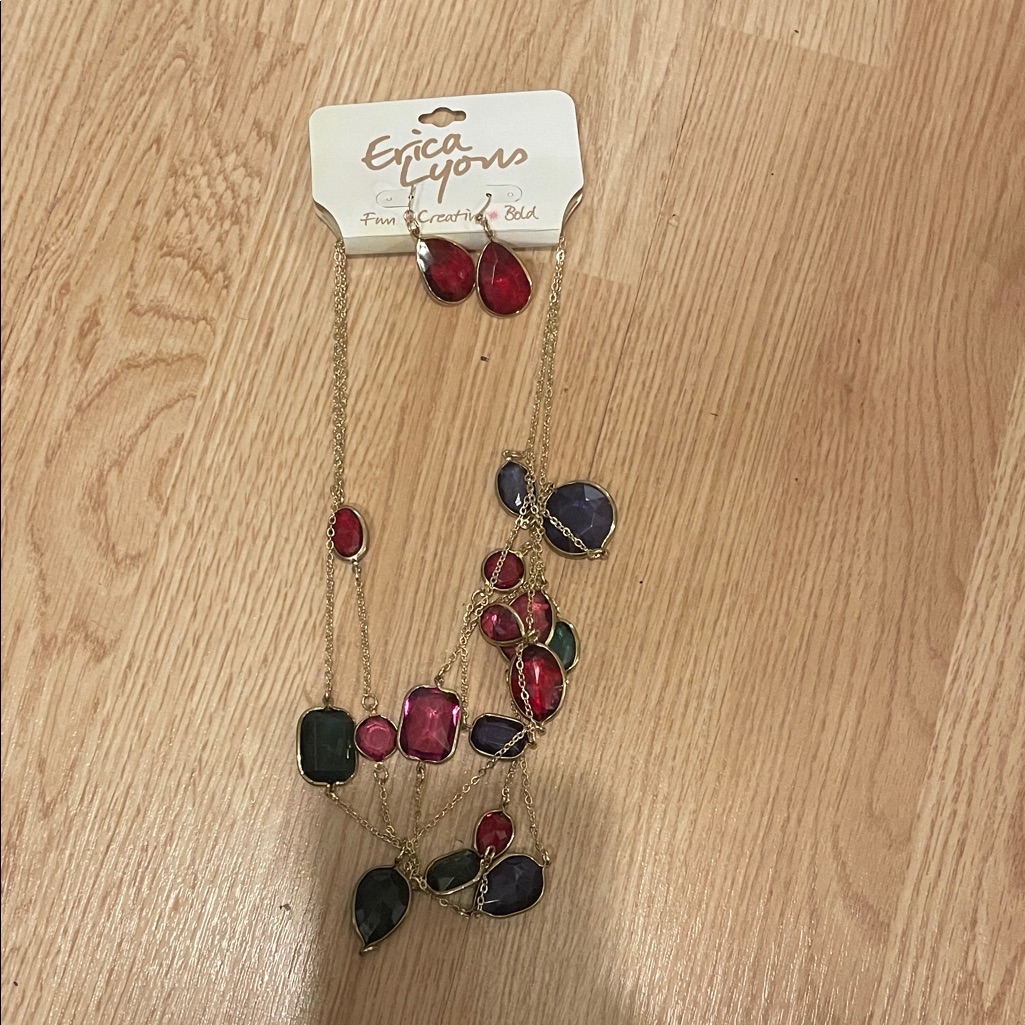 Erica Lyons Gold Necklace With Red And Purple Accents 7$